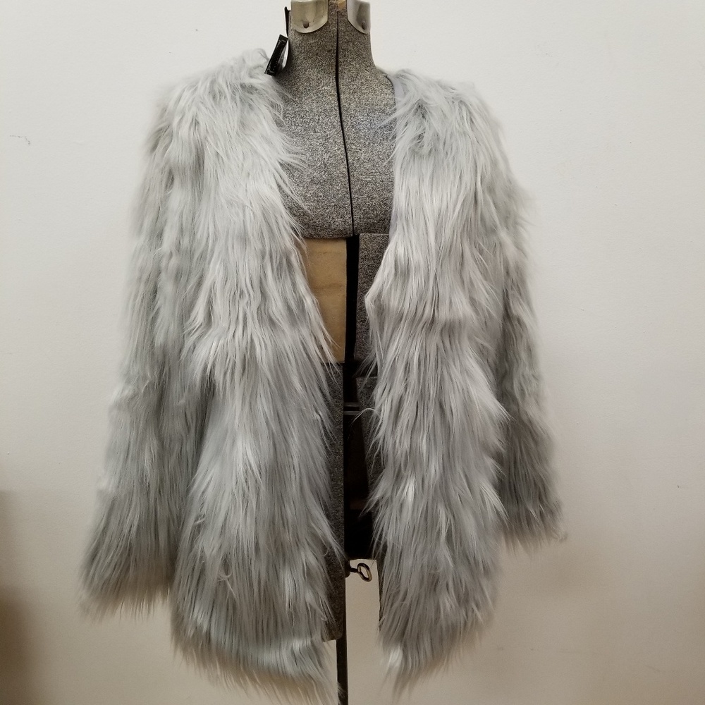 NWT Silver Gray Shaggy Faux Fur Coat Glam Winter Jacket S M - Picture 4 of 8